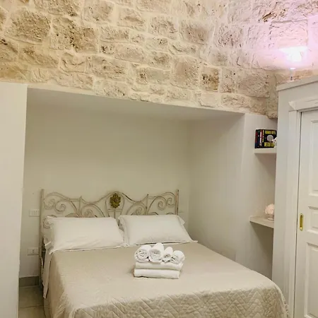 别墅 Trulli White