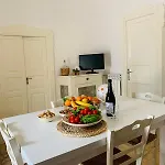 Trulli White Villa Locorotondo