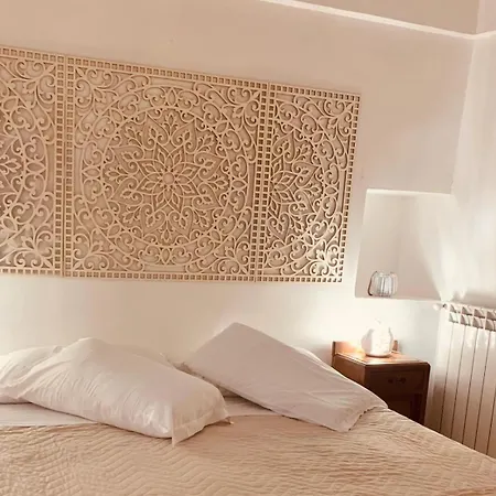 Villa Trulli White